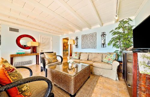 Capistrano Beach House | Tommy Bahama Beach Rd II