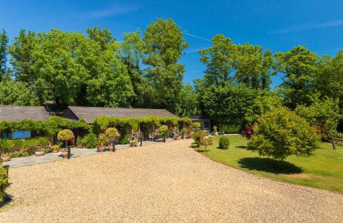 Bapchild House | Tonge Barn