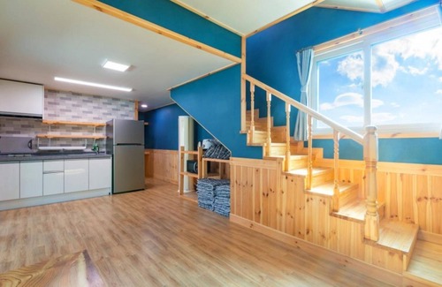 Mulgae House | Tongyeong Friend Pension