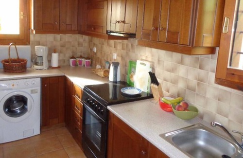 Koropi House | Tony and Jill’s Villa
