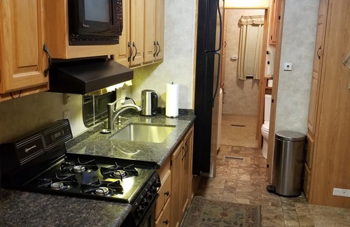 North Little Rock House | Tony's "Tranquility" Close to everything.