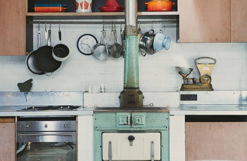 Toodyay House | Toodyay Art Shack on Avon River - Stayz Holiday Home Awards finalist 2019