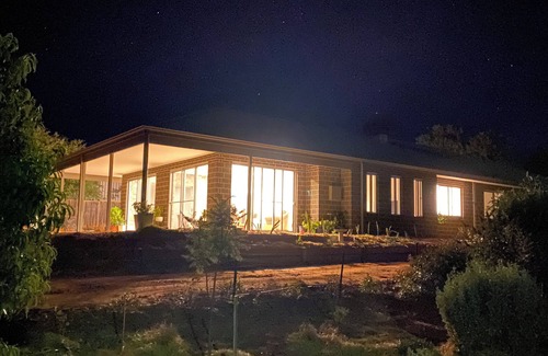 Toodyay House | Toodyay Upon Avon Guest House. 3 separately available rooms.