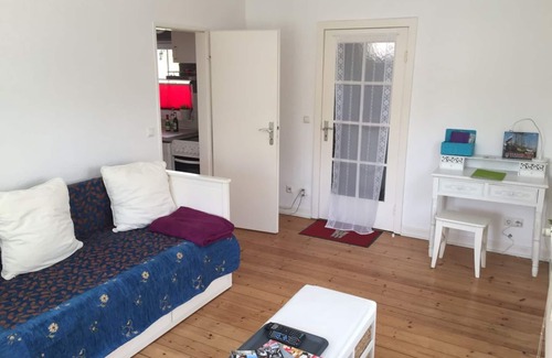 Langenhorn Apartment | Top ! Apartment "Base" on the ground floor for up to four people