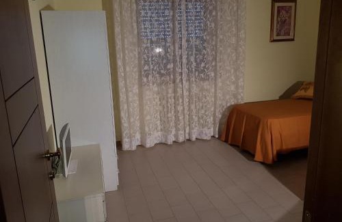 Sant'Eufemia Lamezia Apartment | Top bedroom GOLFO - Le Lincelle, Lamezia - 2 extra large single beds