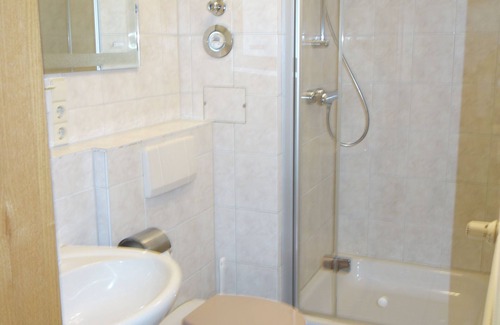 Wolfsburg Apartment | Top City Apartment, nur 5 min. zum Volkswagen Werk