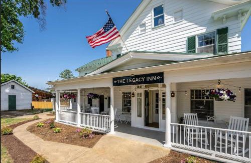 Luray Hotel | Top Floor Suites at The Legacy Inn Heritage Floor