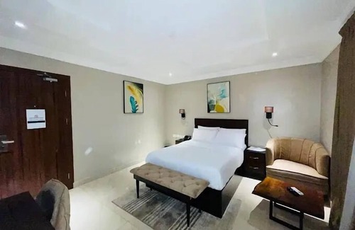 Jos Hotel | Top Hotel by Elim