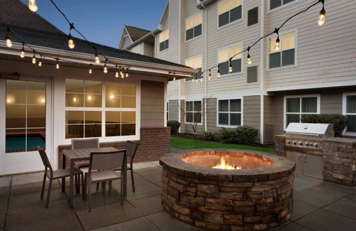 Southeast Salem House | Top Hotel in Salem, OR with Spacious Suites