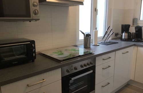 Wilmersdorf Apartment | TOP location - near Kudamm-FEWO EXKLUSIV with underground parking space