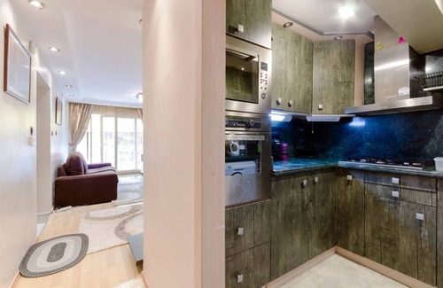 Alsancak Apartment | TOP LOCATION Seaview & City Center & Kordon & Walking St