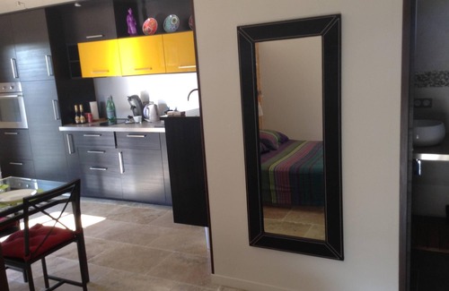 Carry-le-Rouet Apartment | Top of villa for 2: calm and sunny holidays at the seaside
