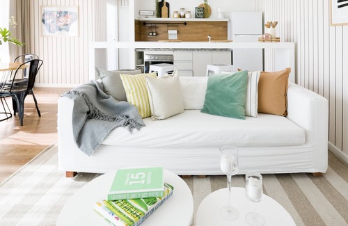 El Centro Condo | Top Rentals Downtown