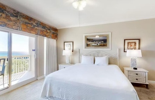 Four Mile Village Apartment | Tops'l 1008A chalet