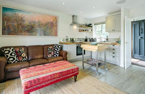 Chilworth House | Tor Hatch Cottage