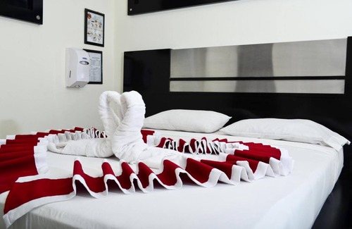 Yumbo Hotel | Torettos