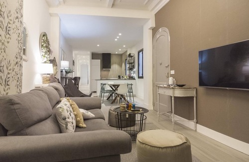 Sant Francesc Apartment | Torres de Serranos City Hall Central Market, 8 Pax, 4 bedrooms