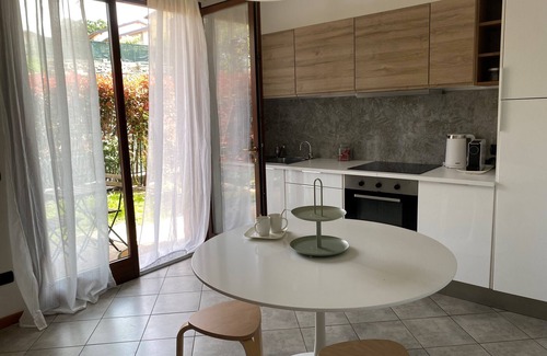 Albate Apartment | Totally renovated apartment in 2024 with garden and free parking space