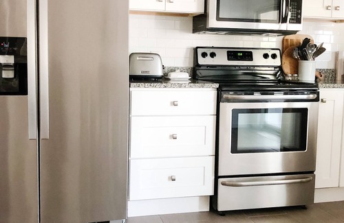 Dennis Port House | Totally Renovated, Clean Home w/Central A/C & Patio! 5 min Bike to the Beach!