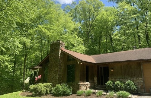 Lower Milford House | Totally Secluded Mountain Home in the woods