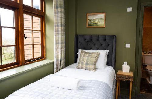 Henfield Hotel | Tottington Manor Hotel
