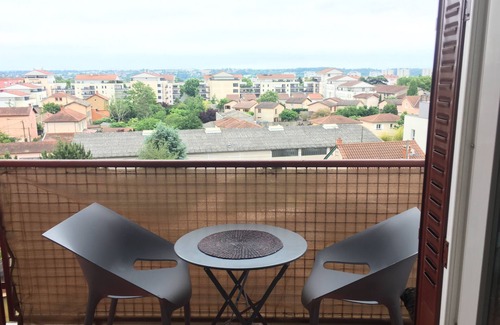 Villefranche-sur-Saone Apartment | Touche pas à mon poste
