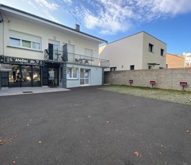 Toul Apartment | TOUL Appartement Entier avec PARKING Privé au Calme Cosy à Étage avec Balcon