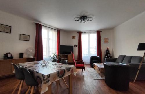 Toul Apartment | Toul superbe appartement plein centre