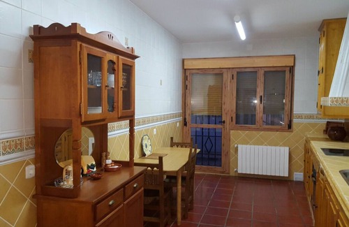Jaraicejo Apartment | TOURIST APARTMENT, BETWEEN MONFRAGUE -VILLUERCAS .CLOSE TO TRUJILLO AND CACERES