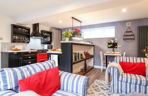 Melton House | Tower End Cottage
