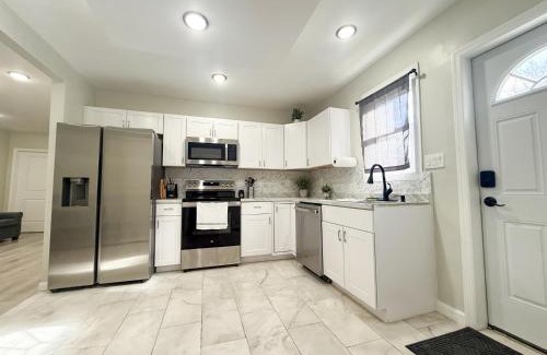 Newton Apartment | Town & Country Andover NJ Area-1st Floor 2 Bedroom