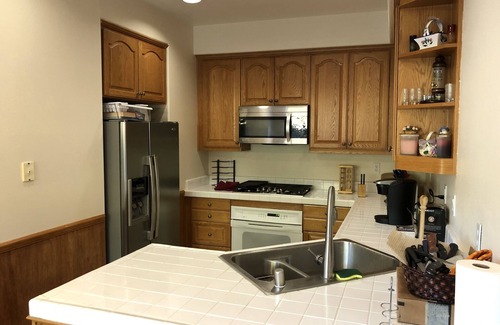 Mira Mesa House | Town house 3Bdr/2.5Br Fully furnished Rancho Peñasquitos area of San Diego