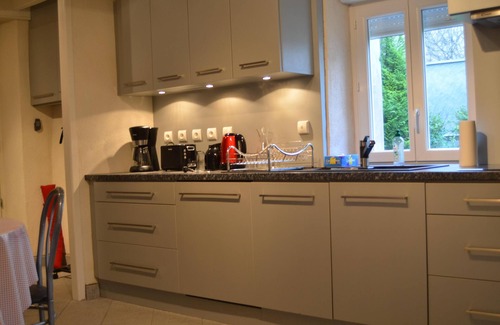 Saint-Benoit House | Town House in farmhouse, spacious, well equipped, independent