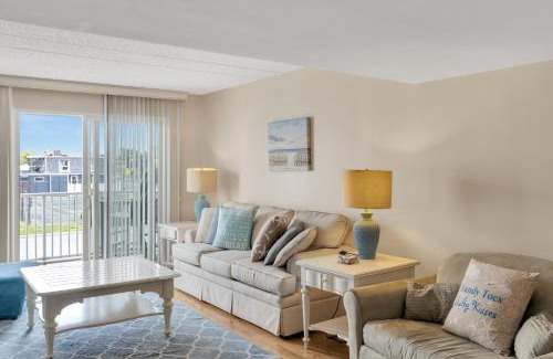 Dewey Beach Apartment | Town of Dewey Beach - 100 Collins Ave, Unit #103