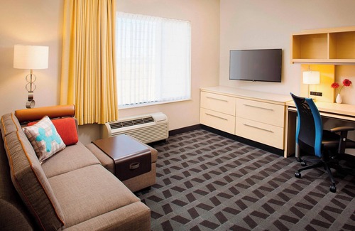 Palm Valley Hotel | TownePlace Suites by Marriott Goodyear