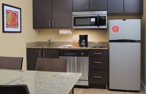 Clute Hotel | TownePlace Suites by Marriott Lake Jackson Clute