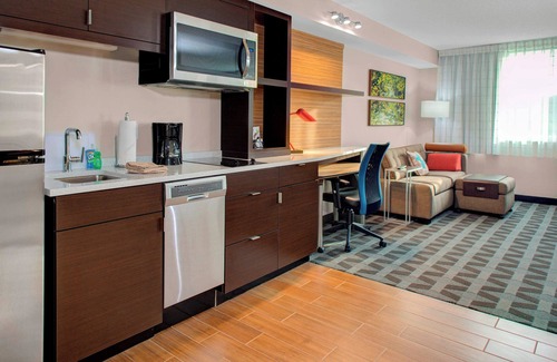 Parkersburg Hotel | TownePlace Suites by Marriott Parkersburg