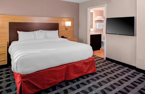 Parkersburg Hotel | TownePlace Suites by Marriott Parkersburg