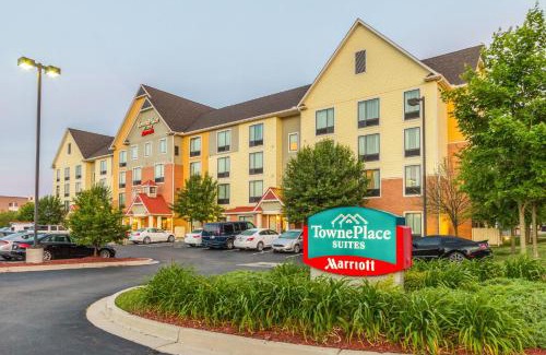 Murlin Heights Hotel | TownePlace Suites Dayton North