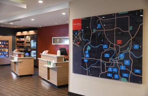 North Kansas City Hotel | TownePlace Suites Kansas City At Briarcliff