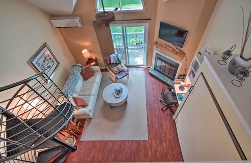 Ellicottville House | Townhome w/Fireplace - Walk to Chairlift!