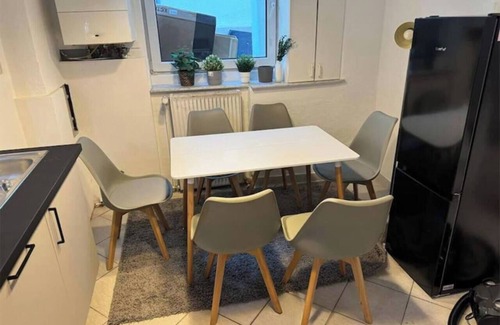Berkheim House | Townhouse for 10 with garden