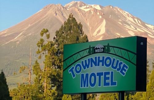 Weed Hotel | Townhouse Motel