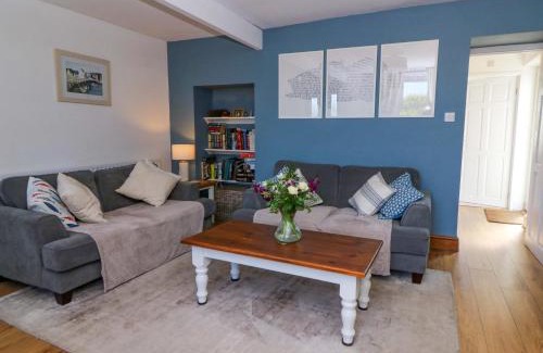 New Quay House | Towyn Hall