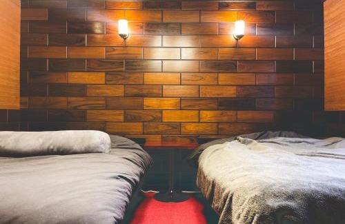 Toyooka House | TOYS 927 private room guesthouse and gallery, next to the cinema theater
