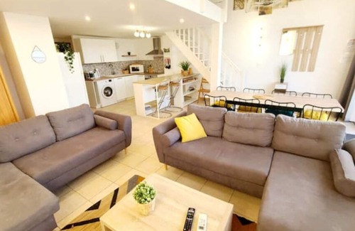 Serra-di-Ferro Apartment | Très bel appartement duplex piscine 6 pers
