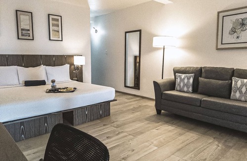 Dickenson Bay Hotel | Trade Winds Hotel