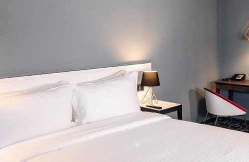 Gigiri Bed & Breakfast | Trademark Hotel, Trademark Suite Double Room in Nairobi no006