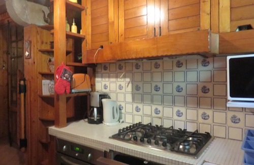 Saint-Jacques-des-Blats Ski Chalet | Traditional chalet 5 minutes from Super Lioran, ideal for your mountain holidays