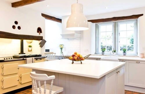 Ashford-in-the-Water House | Traditional 5 bedroom stone built farmhouse, near Monsal Trail and Bakewell.